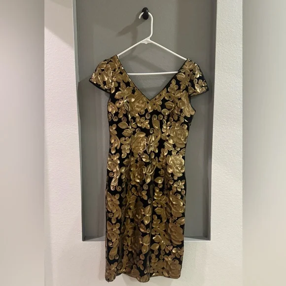 Adrianna Papell Black Velvet Gold Sequins Cocktail Dress - Picture 3 of 6